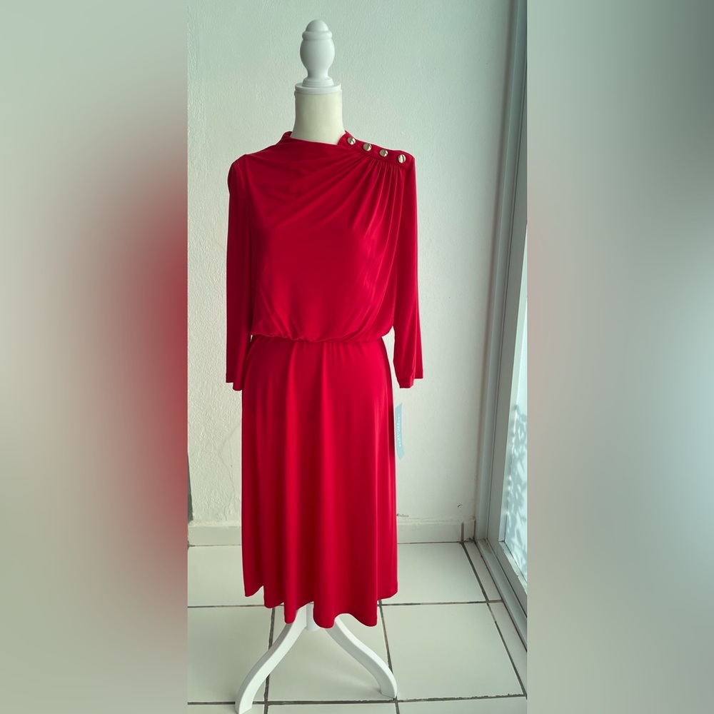 London Times Red Dress Gathered Shoulder Gold Buttons.  Size 8 Petite